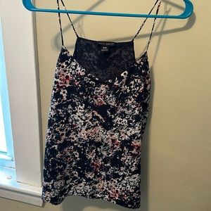 Willi Smith size medium floral tank
